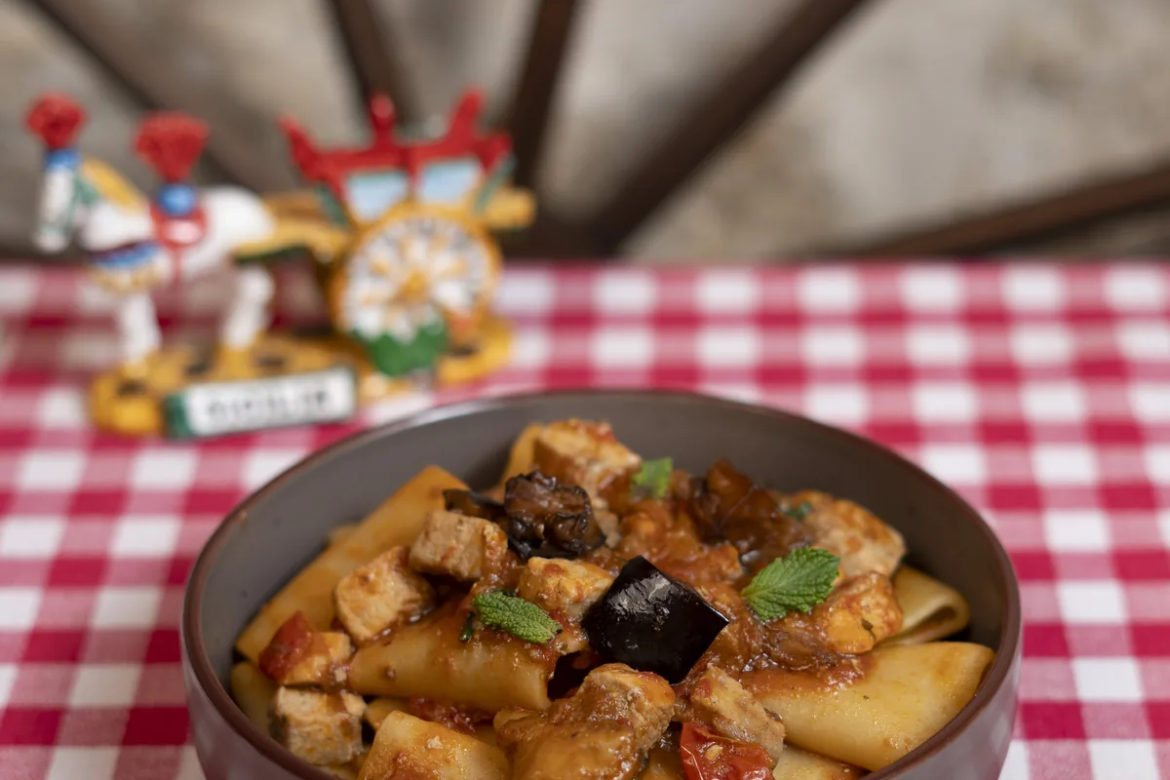 Paccheri di spada, melanzane e menta