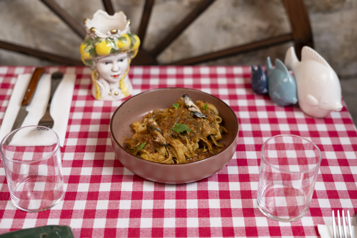 Tagliatelle sardine e finocchietto